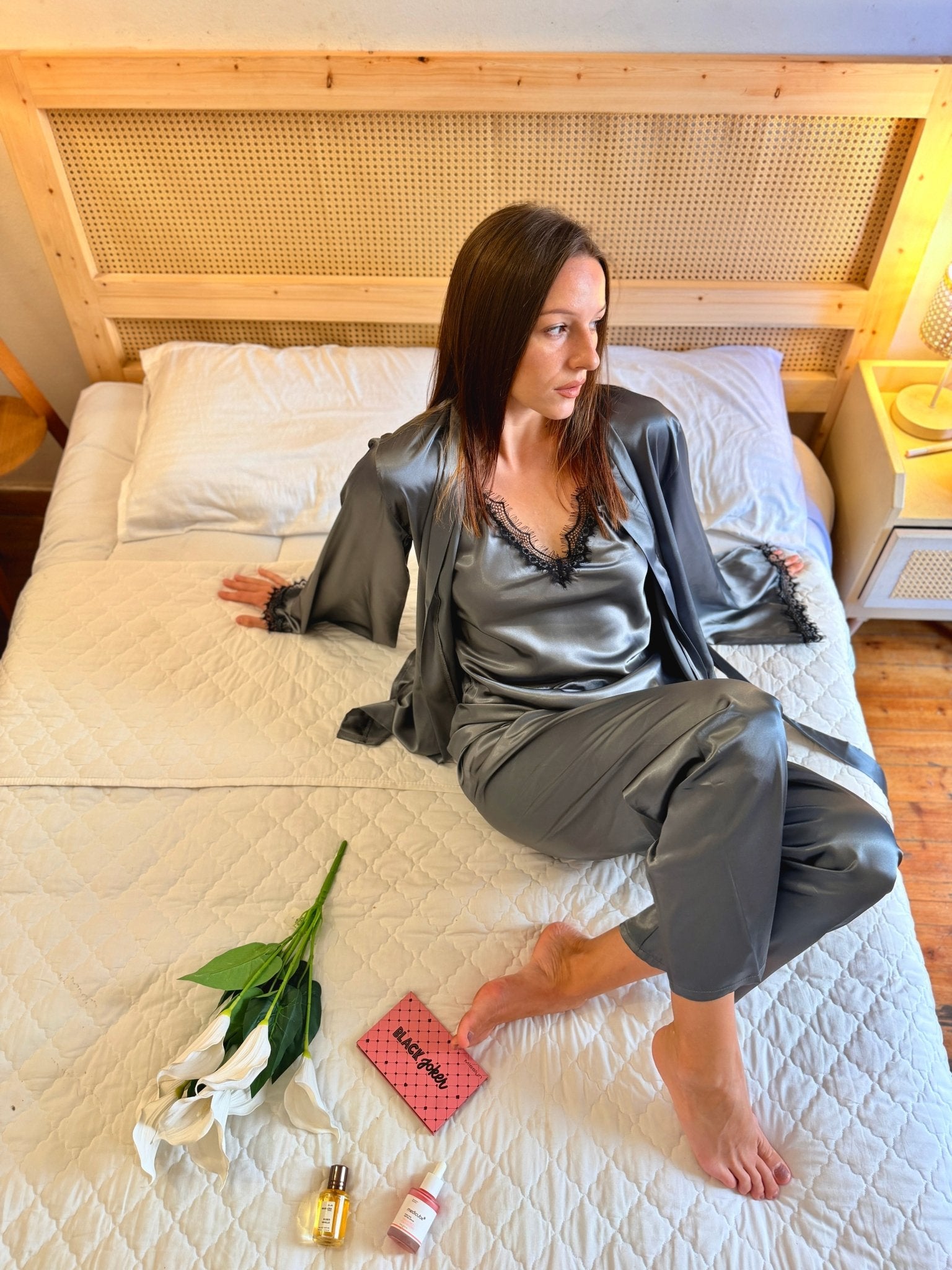 Gray Queen Lace Satin Pajama Set – 3 Piece Harir