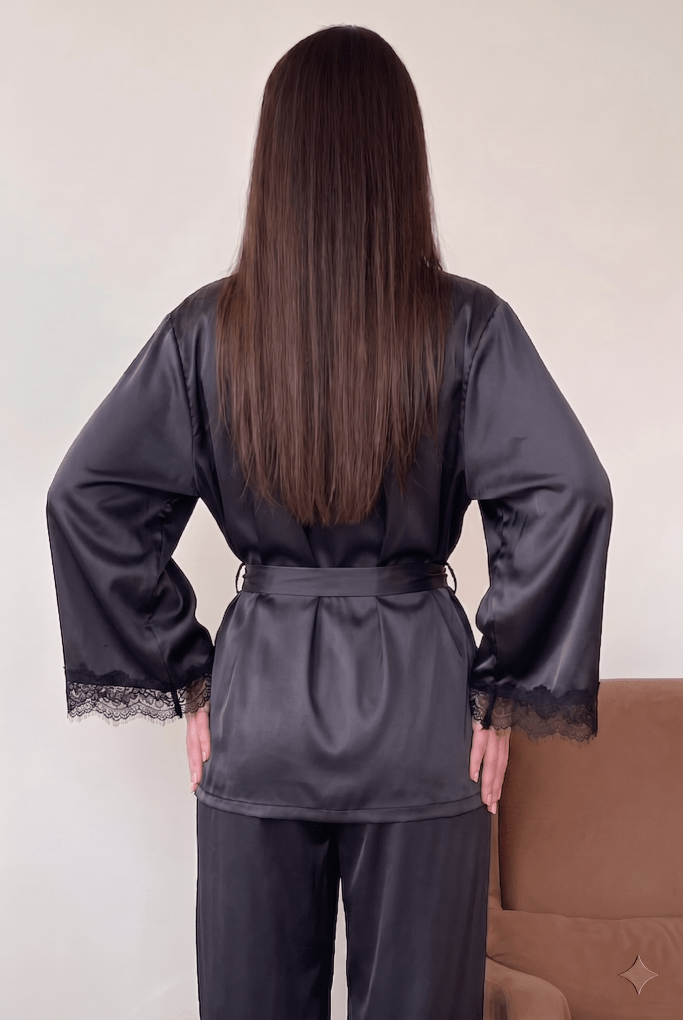 Gray Queen Lace Satin Pajama Set – 3 Piece Harir